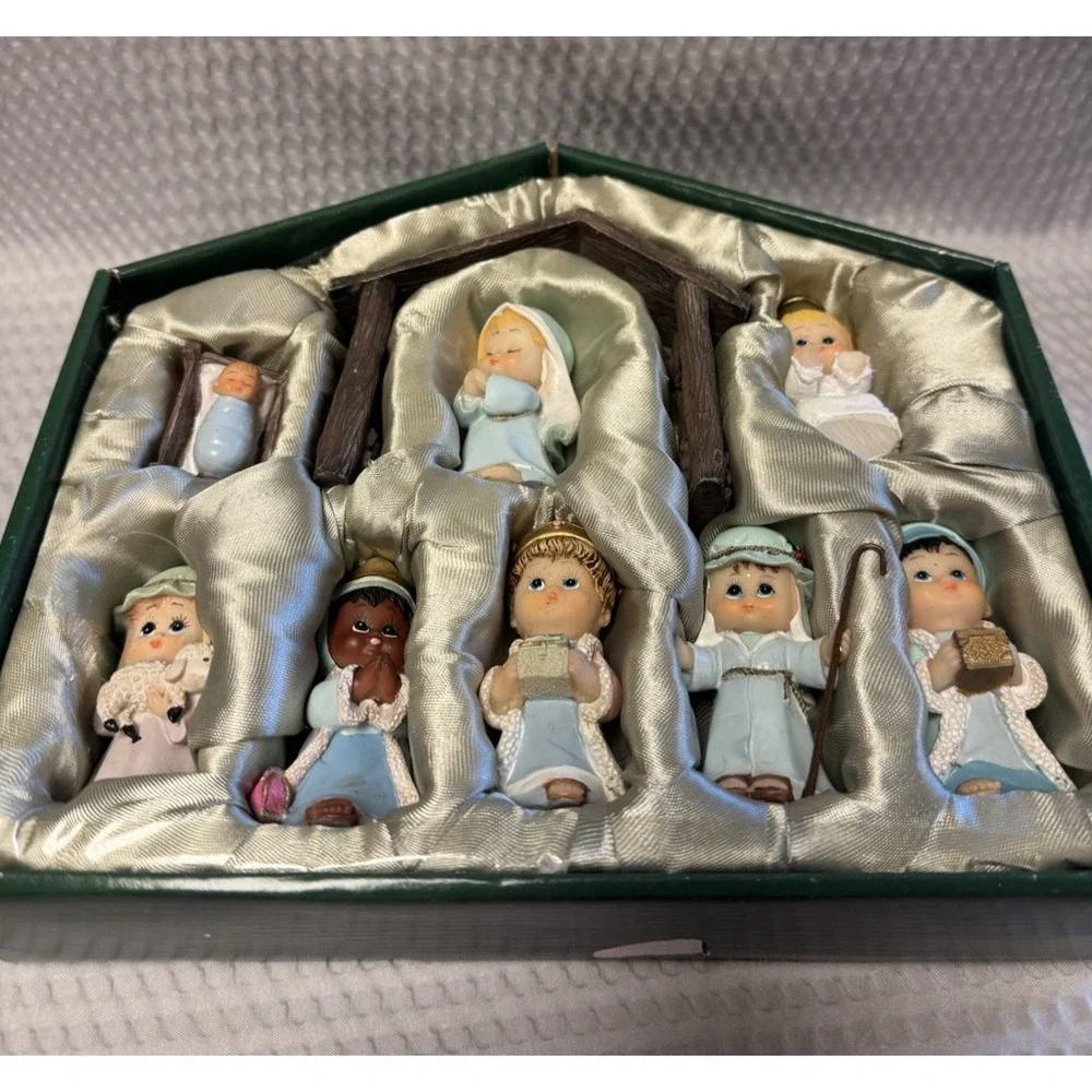 Morehead 2008 Mini Nativity Set Jesus Christmas Holiday 9 piece Christ Child EUC